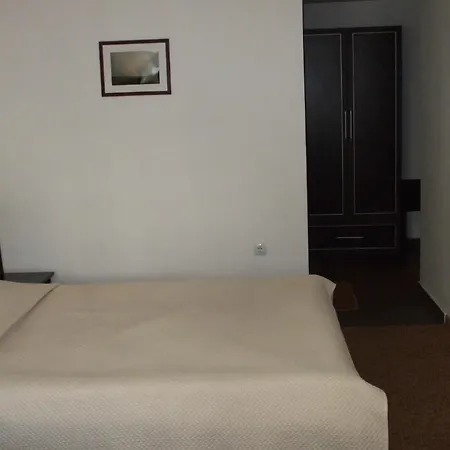 立本达尔旅馆 招待所